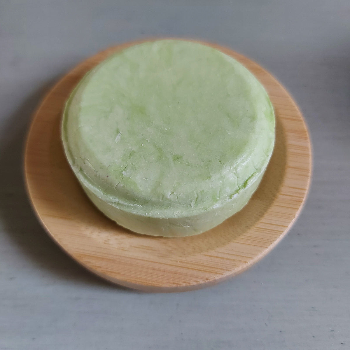 Small Round Wood Shampoo Bar Dish - Olive & Rosie